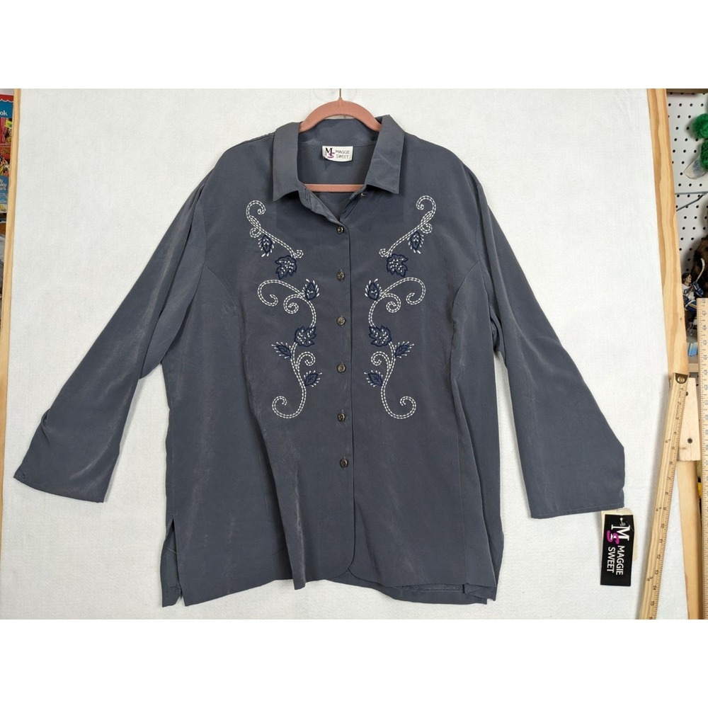 Maggie Sweet Womens Grey Embroidered‎ Button Up Blouse Size 2X See Measurements